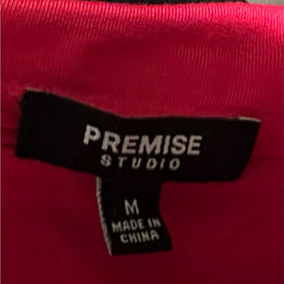 ⭐️ 3 for $15.00 ⭐️ Premise Studio Pink Cardigan - Picture 4 of 4